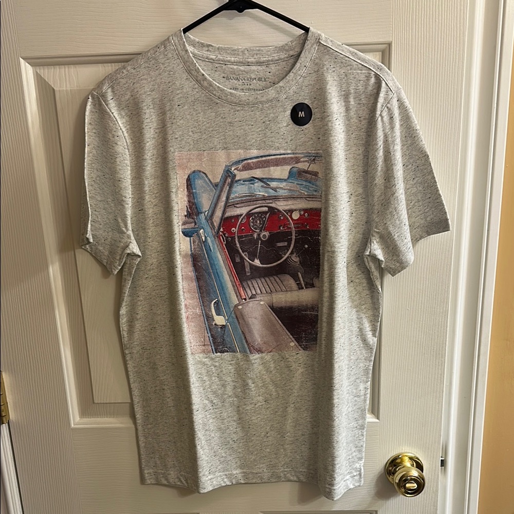 NWT Banana Republic Gray Graphic T-Shirt